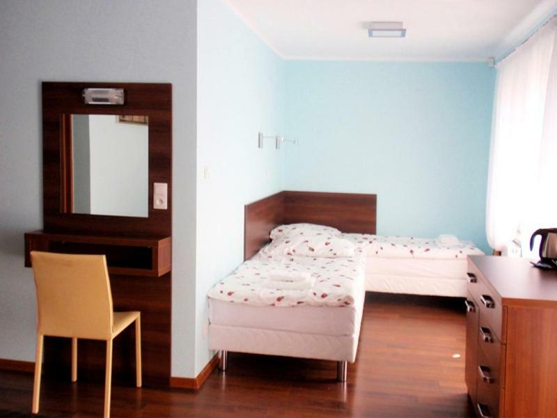 Azzurro Hotel Łukęcin Exterior foto